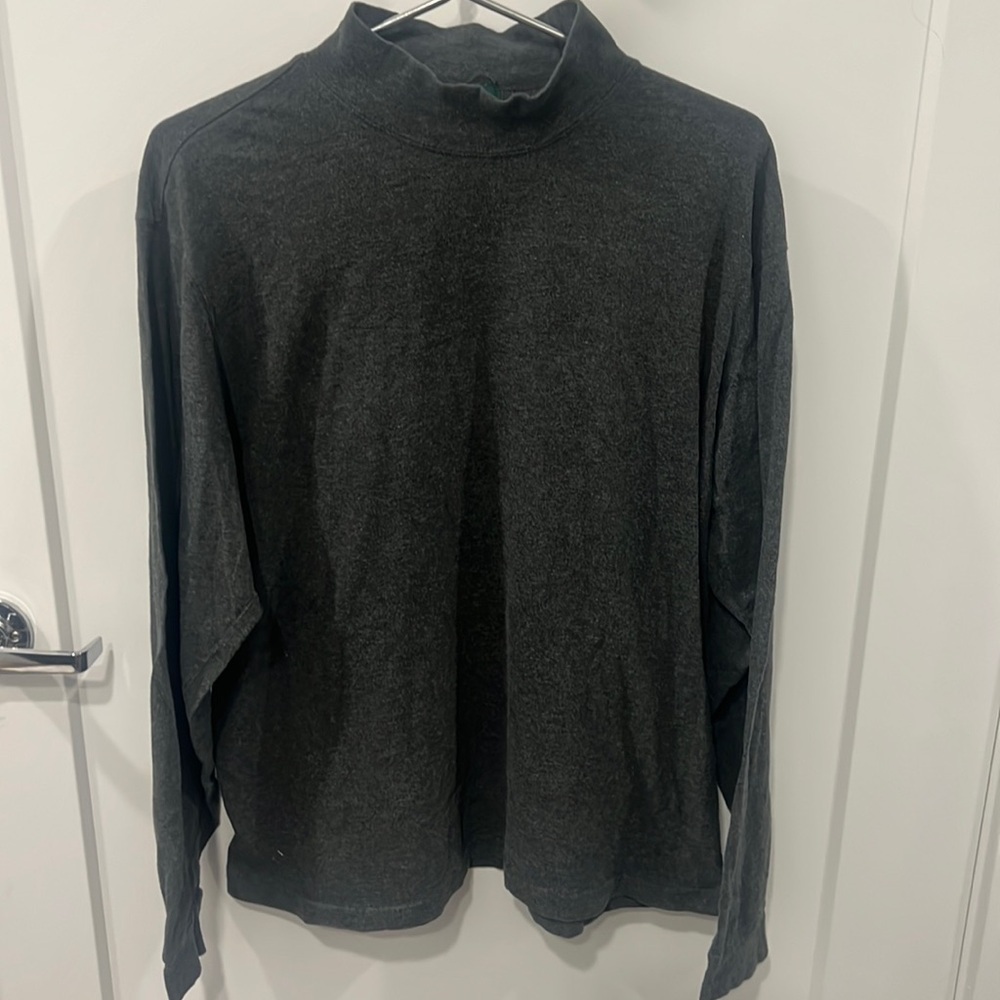 Club Room (L) Men's Gray Turtleneck Pullover Sweater - minimalist - quiet luxury